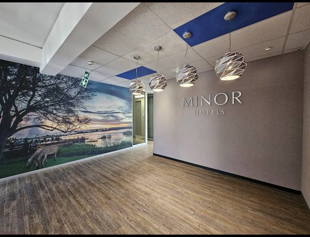 358M² OFFICE TO LET IN BRYANSTON